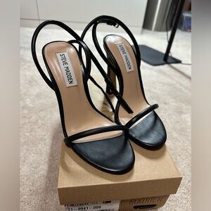 Steven Madden Becky leather heel